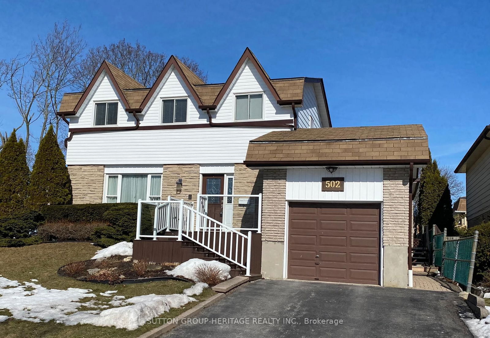 Property at 502 Petticoat