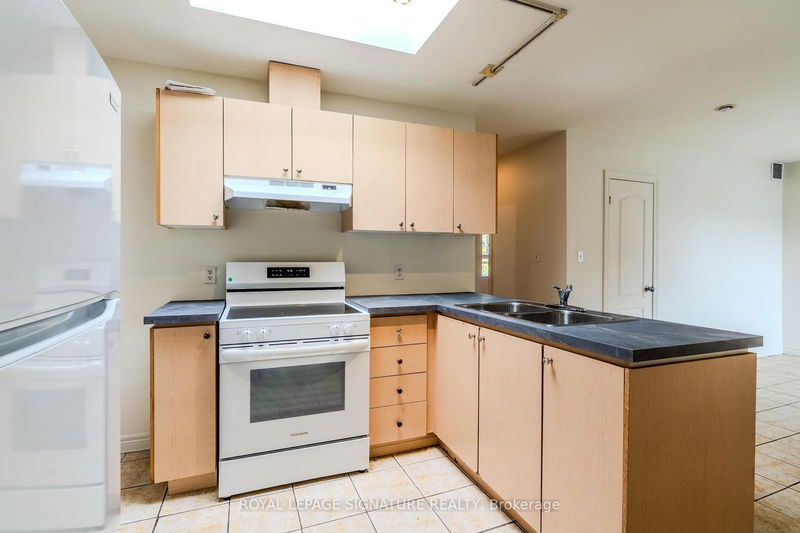 home for lease on 3-401 Donlands Avenue