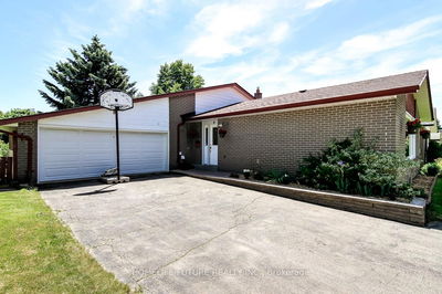 61 Kentish Cres, Toronto - Agincourt South-Malvern West image-0-1