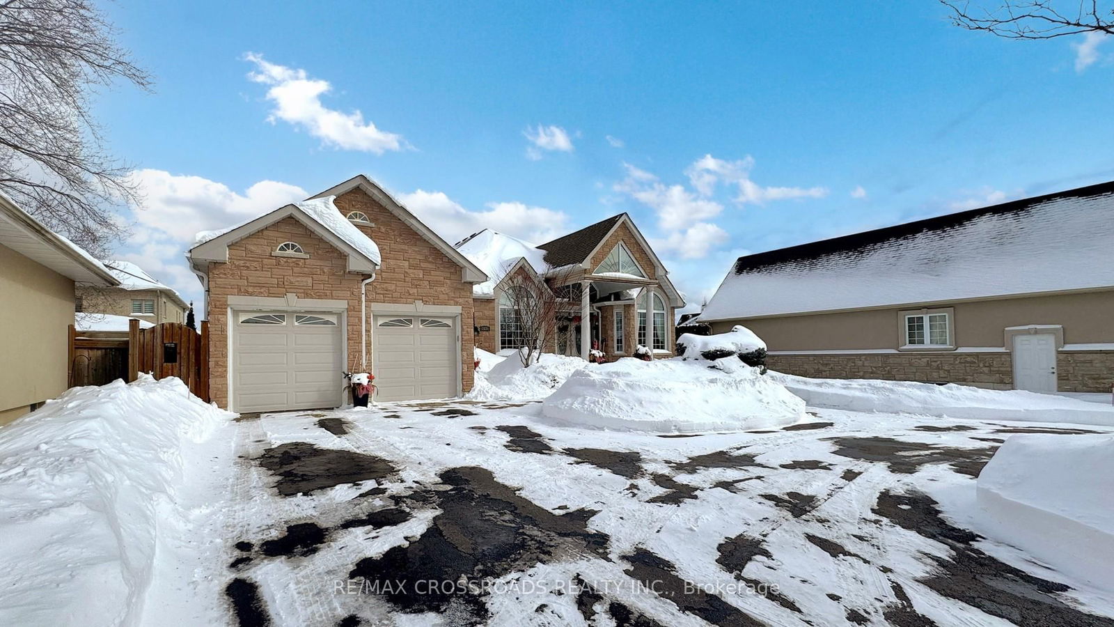 Detached House for sale at 3531 Garrard Road, Whitby, Rolling Acres, L1R 3L1 - MLS: E12013811