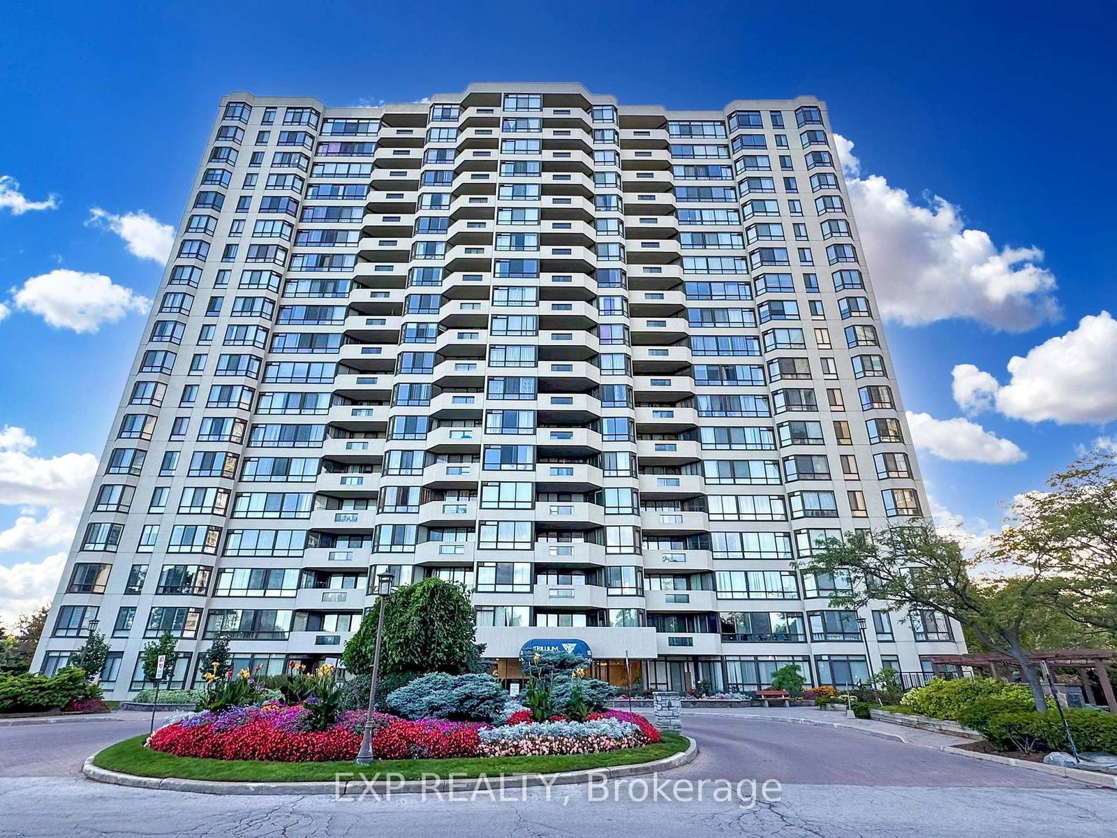 Condo for sale at 303-225 Bamburgh Circle, Toronto, Steeles, M1W 3X9 - MLS: E12014031