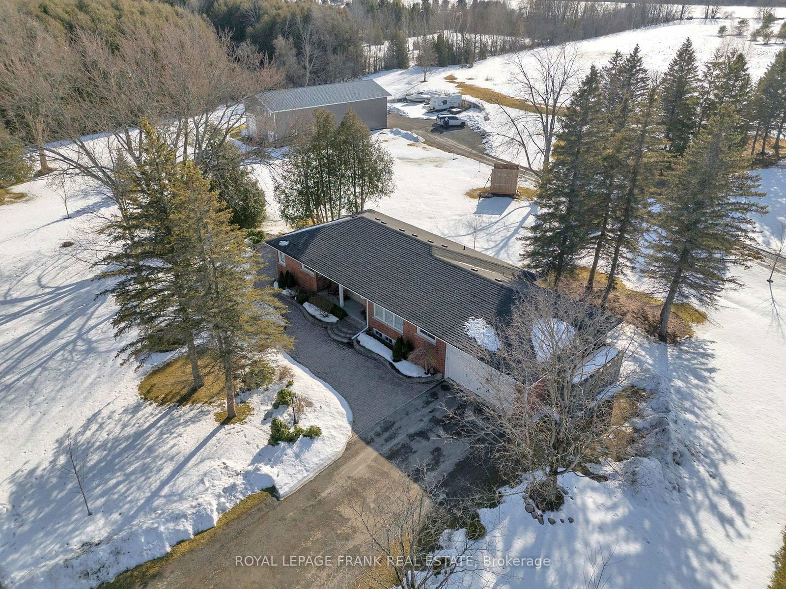 Detached House sold at 5340 Bowmanville Avenue, Clarington, Rural Clarington, L1C 6W6 - MLS: E12014891