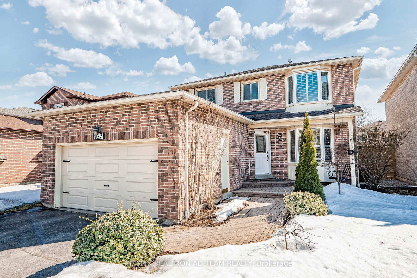 Detached House for sale at 127 Large Crescent, Ajax, Central West, L1T 2S5 - MLS: E12014938