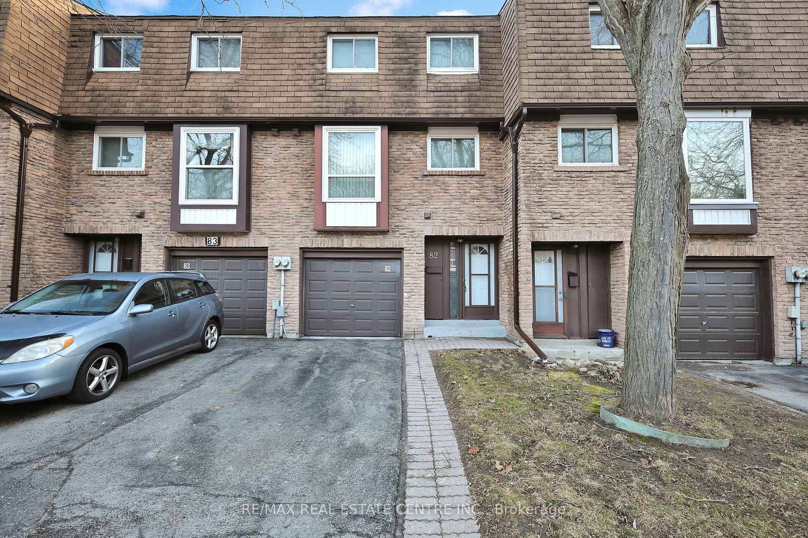 Townhouse for sale at 82-222 Pearson Street, Oshawa, O'Neill, L1G 7C6 - MLS: E12015301