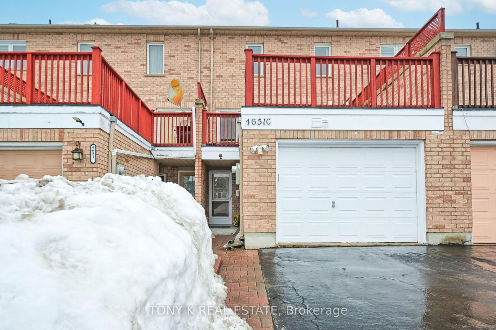 Townhouse sold at 4651C Kingston Road, Toronto, West Hill, M1E 2P8 - MLS: E12015422