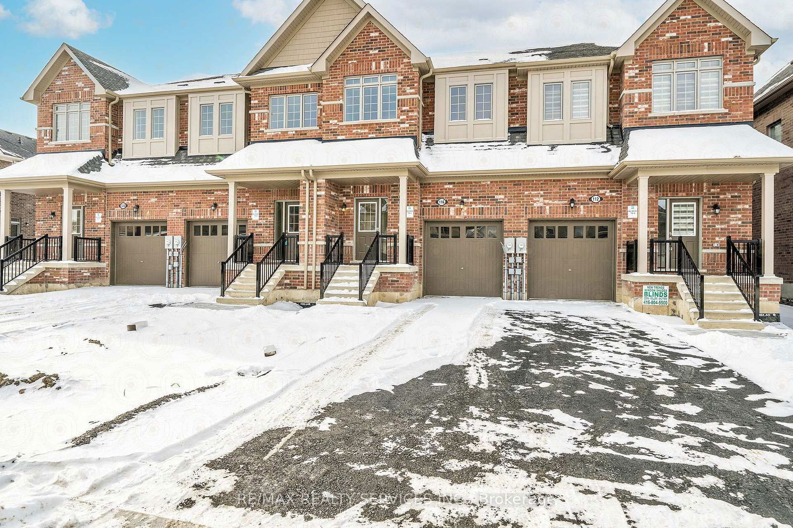 Townhouse for sale at 116 Robin Trail, Scugog, Port Perry, L9L 0E2 - MLS: E12015429