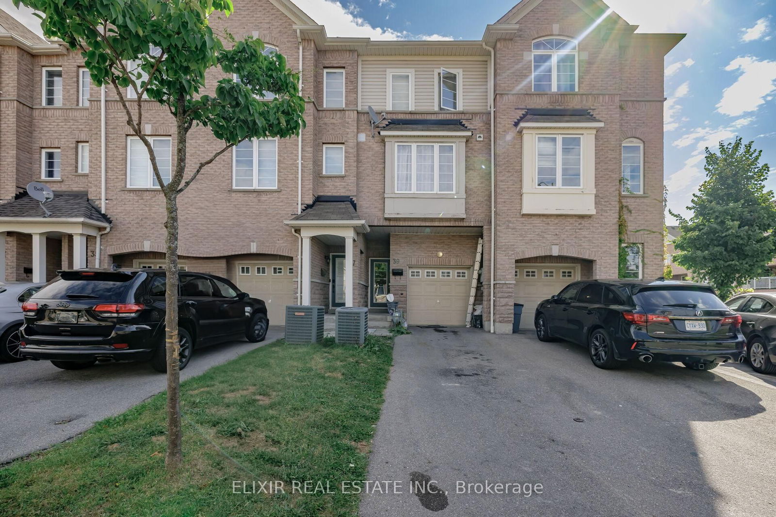 Townhouse for sale at 39 Talbotshire Street, Ajax, South West, L1S 0A6 - MLS: E12015961