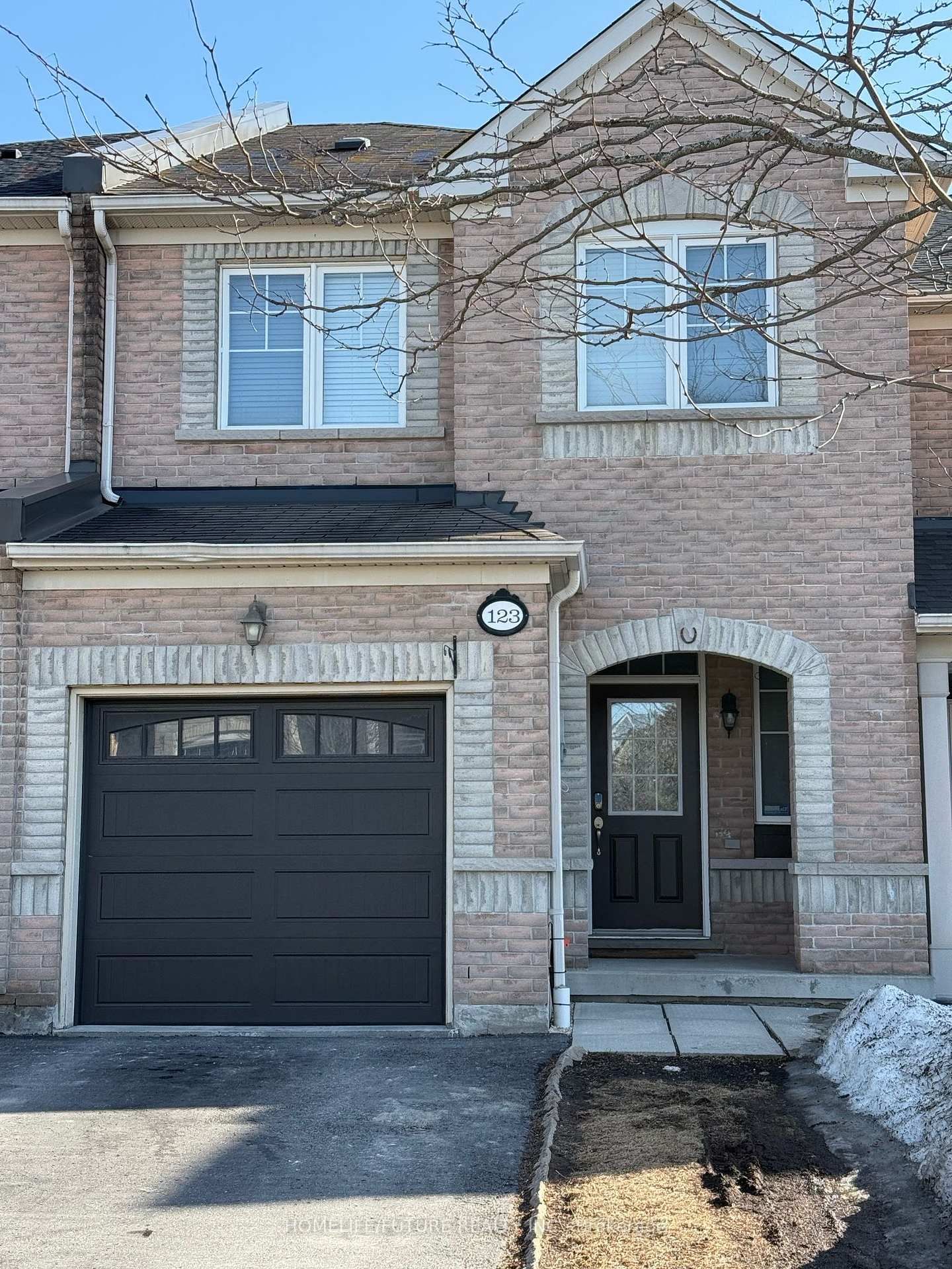 Townhouse for sale at 123 Silverwood Circle, Ajax, Central East, L1Z 0A4 - MLS: E12015981