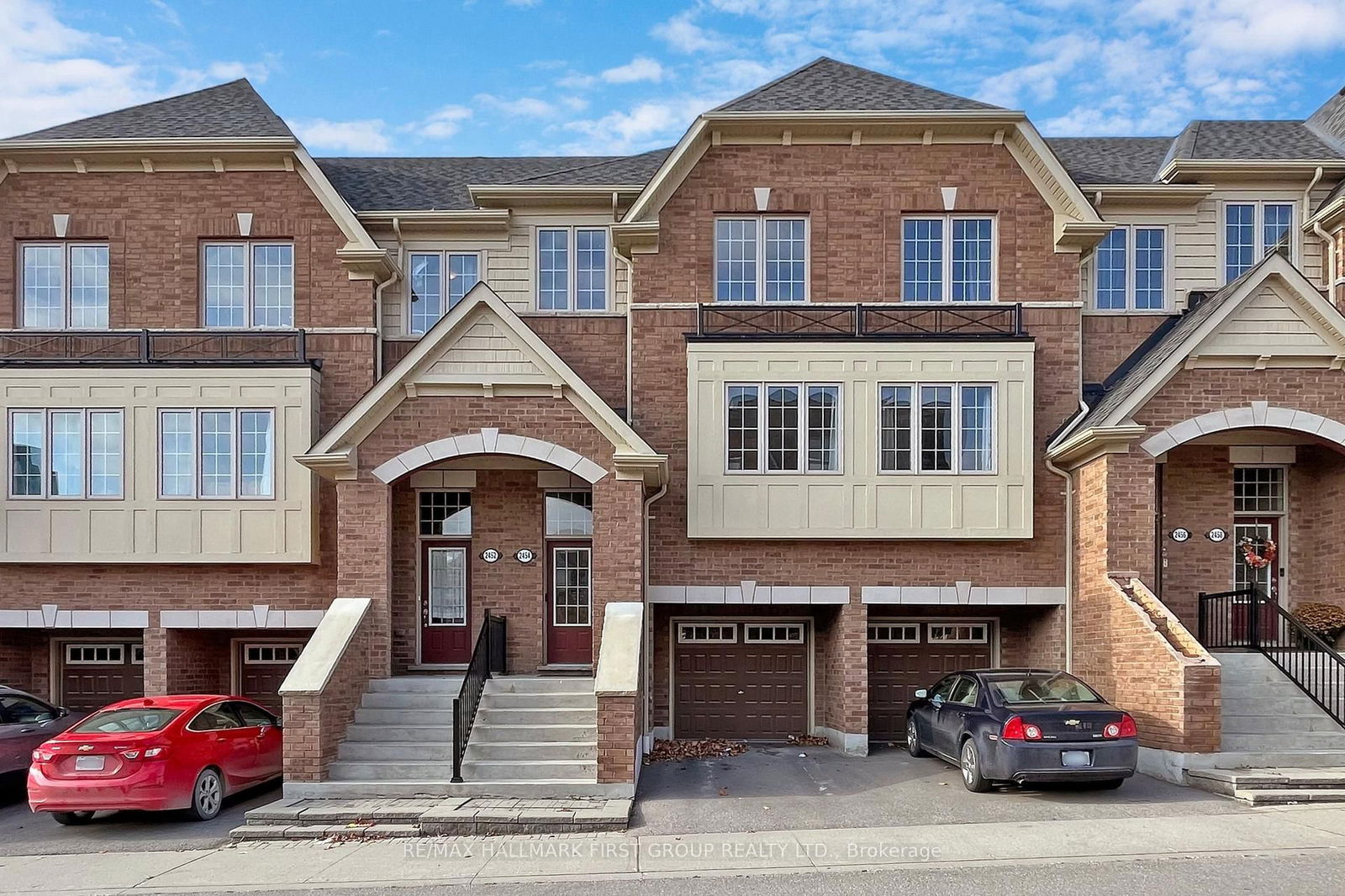 Townhouse sold at 2454 Bromus Path, Oshawa, Windfields, L1L 0K6 - MLS: E12016430