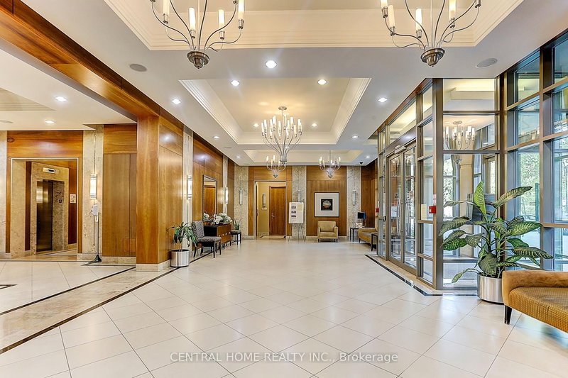 2721 - 238 Bonis Ave, Toronto, M1T 3W7 | Image 2