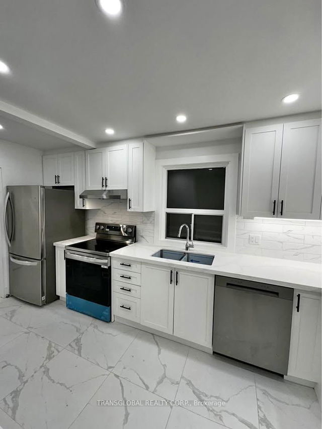 Main - 10 Anticosti Drive