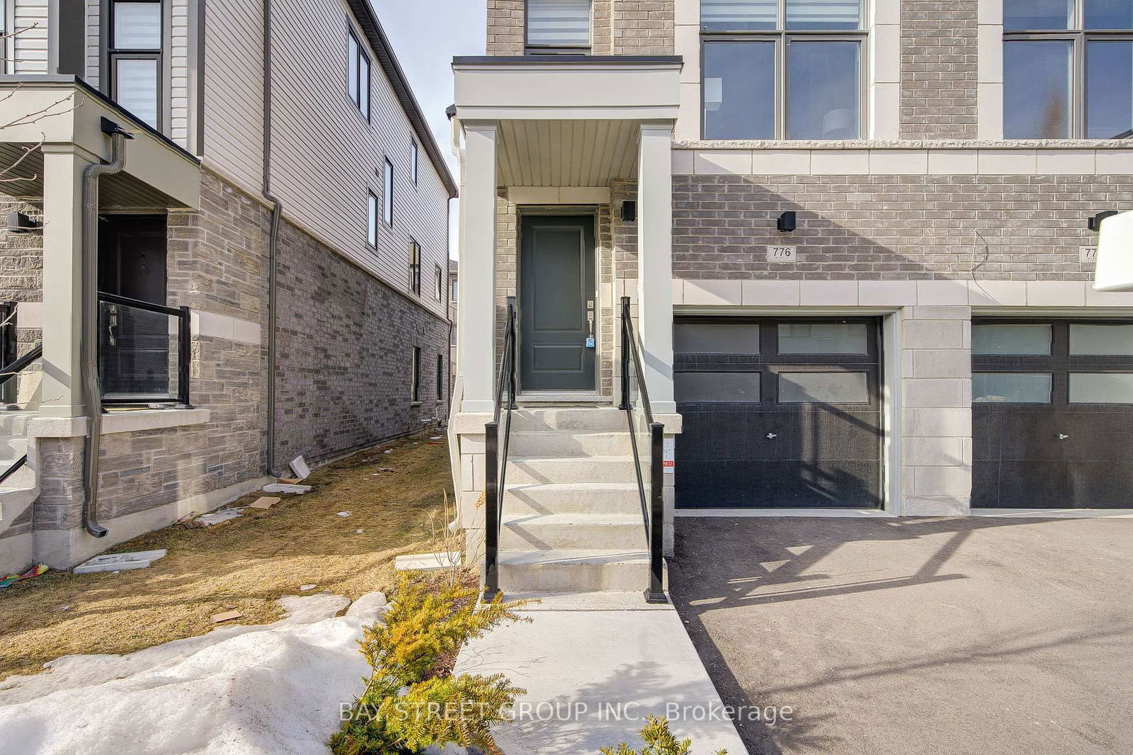 Townhouse for sale at 776 Kootenay Path, Oshawa, Donevan, L1H 6T8 - MLS: E12018696