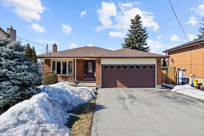 102 Applewood Cres, Whitby - Blue Grass Meadows image-0-3