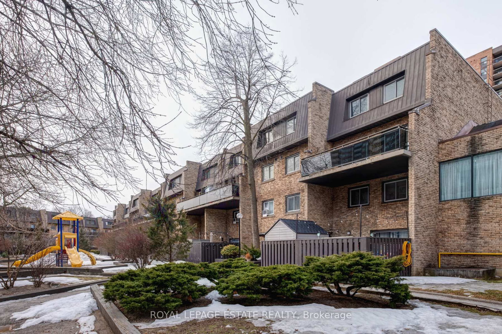 Townhouse sold at #15-110 Ling Road, Toronto, West Hill, M1E 4V9 - MLS: E12019141