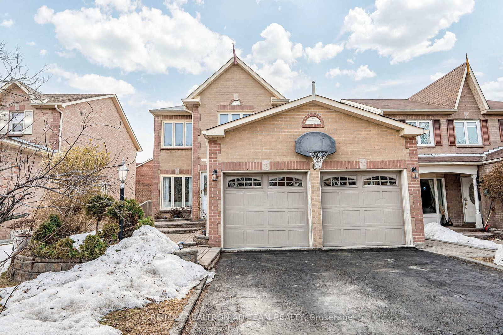 Detached House for sale at 6 Sullivan Drive, Ajax, Central, L1T 3K8 - MLS: E12019272