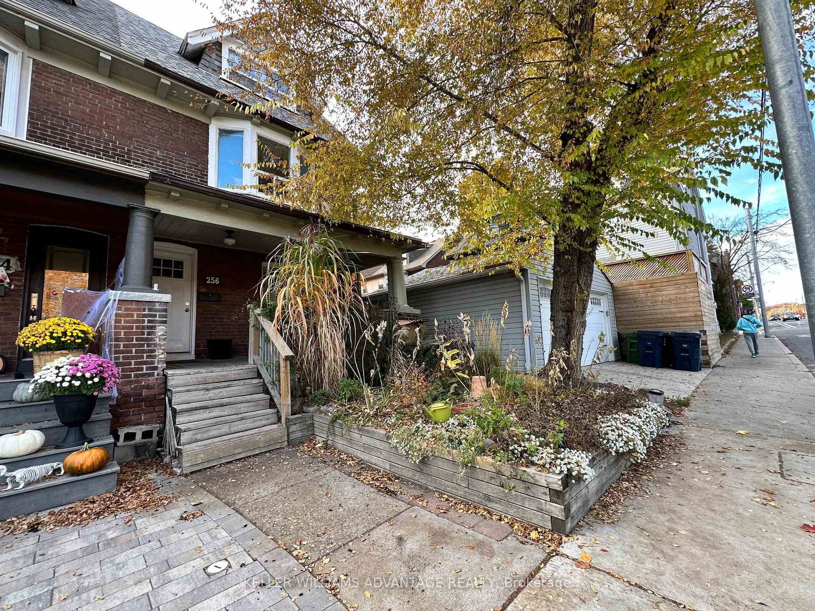 Semi-Detached House leased at Main-256 Woodbine Avenue, Toronto, The Beaches, M4L 3P2 - MLS: E12019891