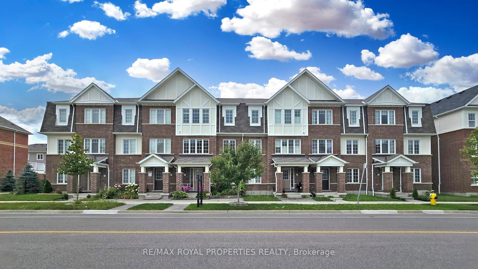 Townhouse for sale at 2773 Sapphire Drive, Pickering, Rural Pickering, L1X 0G2 - MLS: E12019958