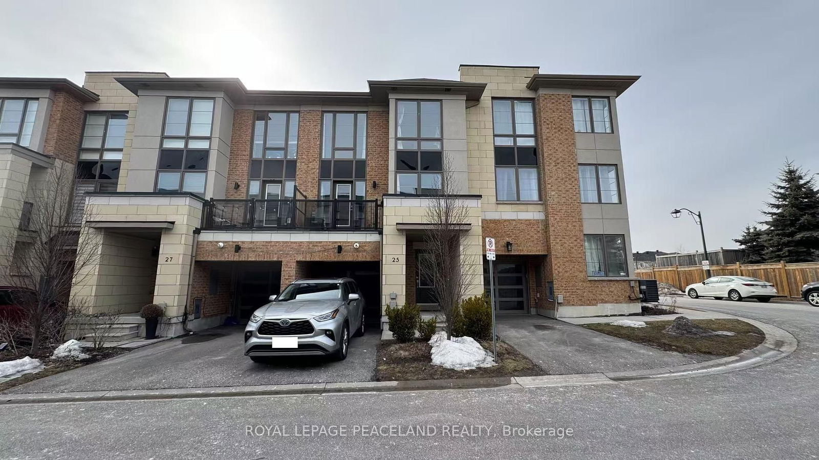 Townhouse leased at 12-25 Pallock Hill Way, Whitby, Pringle Creek, L1R 0N5 - MLS: E12020572