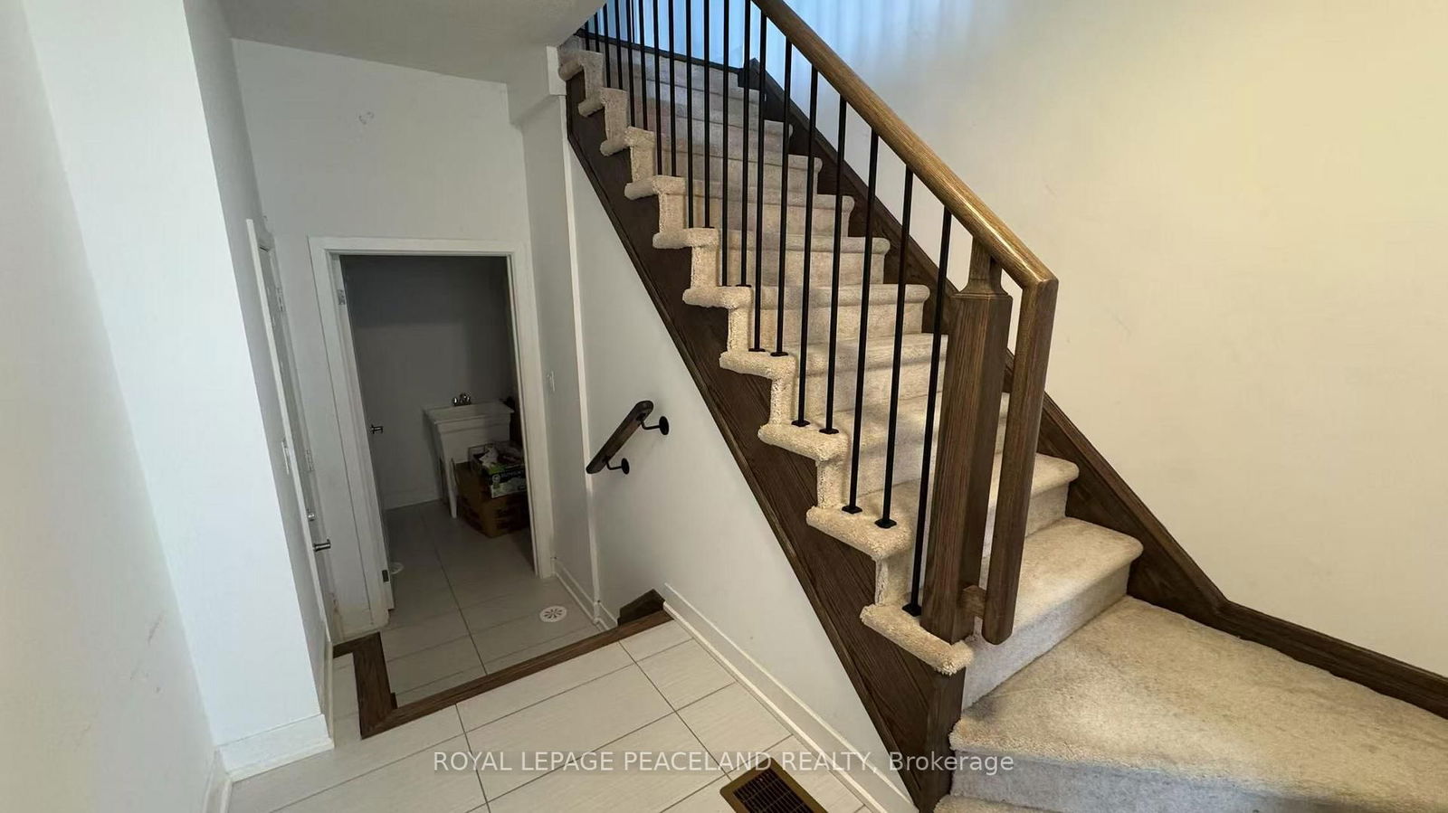 Townhouse leased at 12-25 Pallock Hill Way, Whitby, Pringle Creek, L1R 0N5 - MLS: E12020572