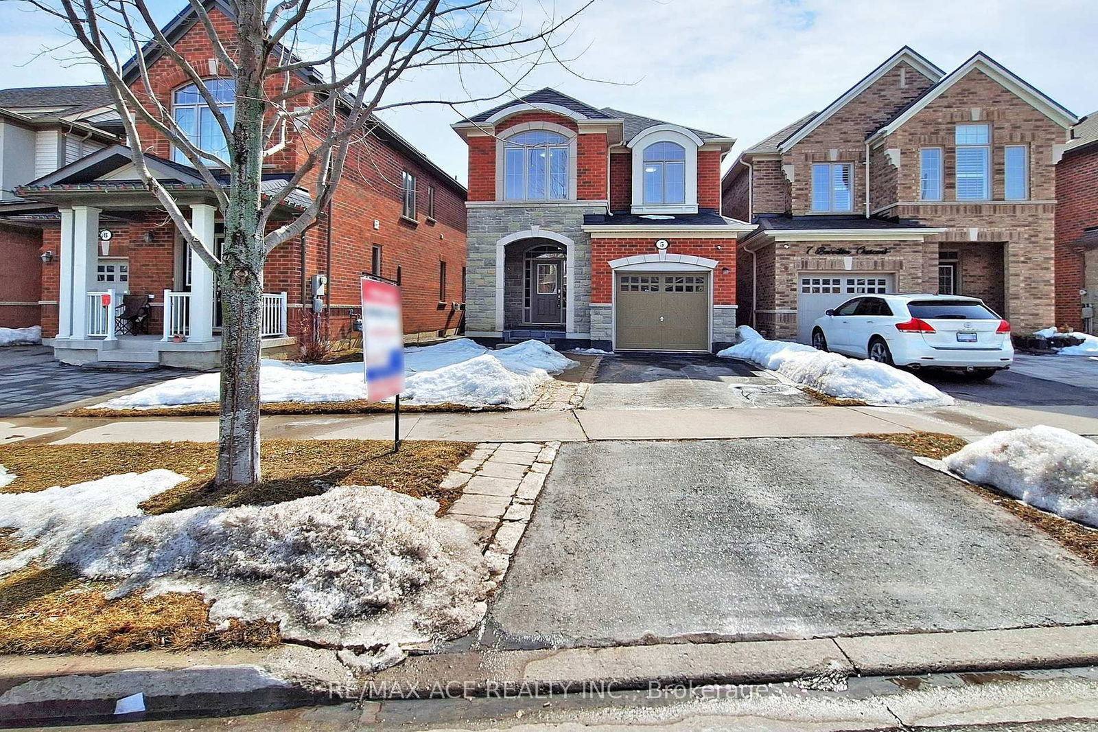 Detached House for sale at 5 Beverton Crescent, Ajax, Northwest Ajax, L1T 0L8 - MLS: E12021170