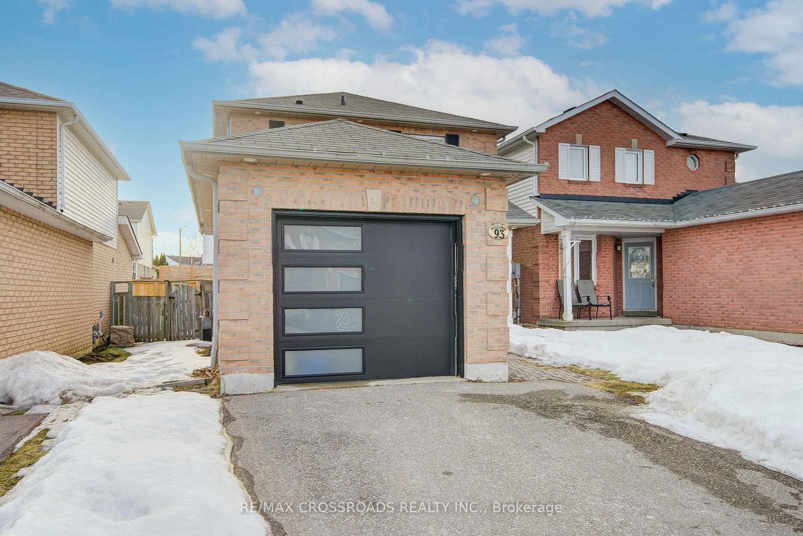 Detached House for sale at 93 McMann Crescent, Clarington, Courtice, L1E 2W9 - MLS: E12021806