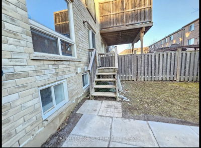 21 Wilkes Cres, Toronto - Clairlea-Birchmount image-0-2