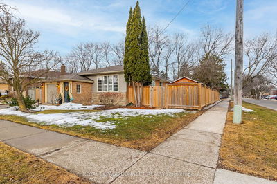 928 Walton Blvd, Whitby - Williamsburg image-0-1