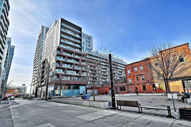 home for lease on 1211-15 Baseball Place