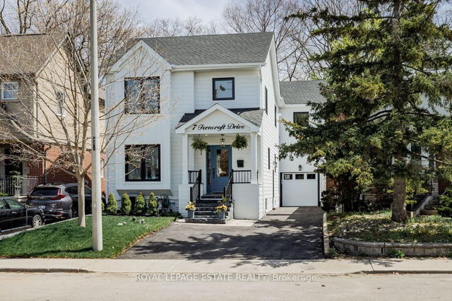 7 Ferncroft Drive