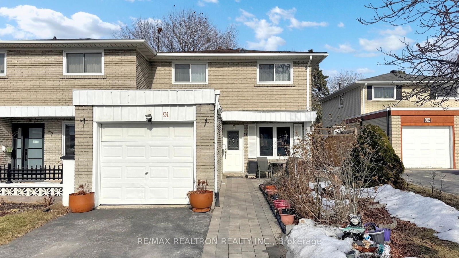 Semi-Detached House for sale at 91 Tineta Crescent, Toronto, Agincourt South-Malvern West, M1S 2Y5 - MLS: E12024027