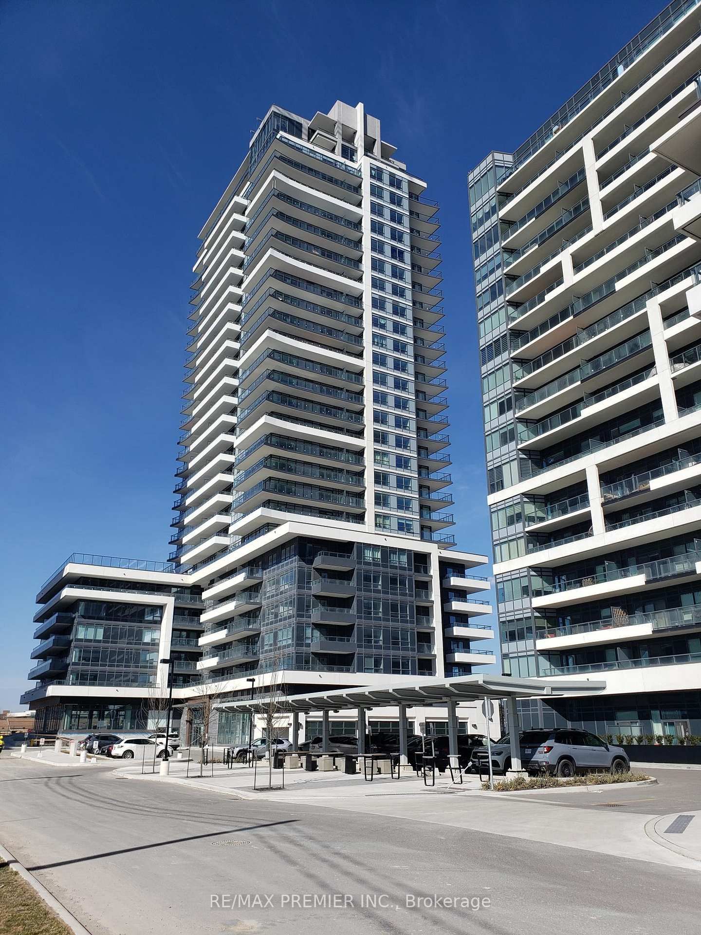 Condo for sale at 1003-1455 Celebration Drive, Pickering, Bay Ridges, L1W 1C3 - MLS: E12024532