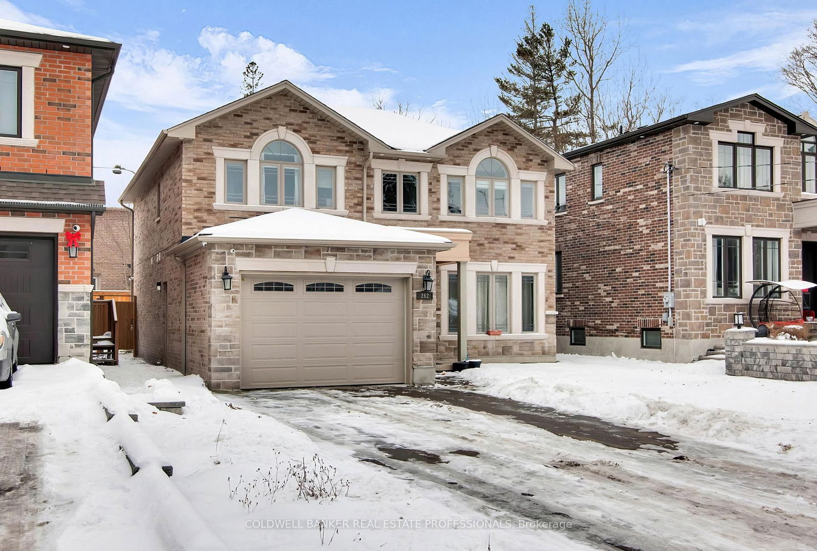 Detached House for sale at 262 Beechgrove Drive, Toronto, West Hill, M1E 4A1 - MLS: E12024881