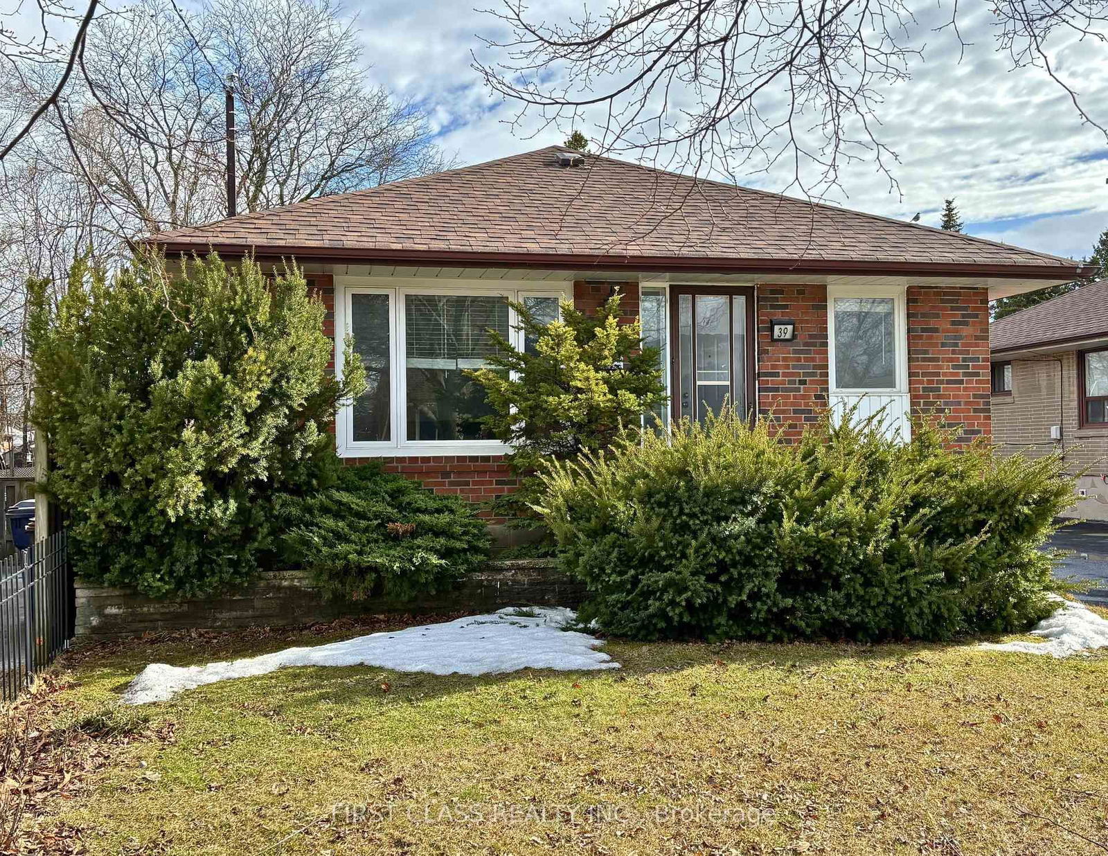 Detached House for sale at 39 Joanna Drive, Toronto, Wexford-Maryvale, M1R 4H9 - MLS: E12024975