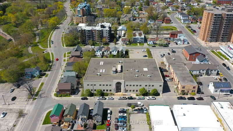 78 Richmond St W, Oshawa, L1G 1E1 | Image 2