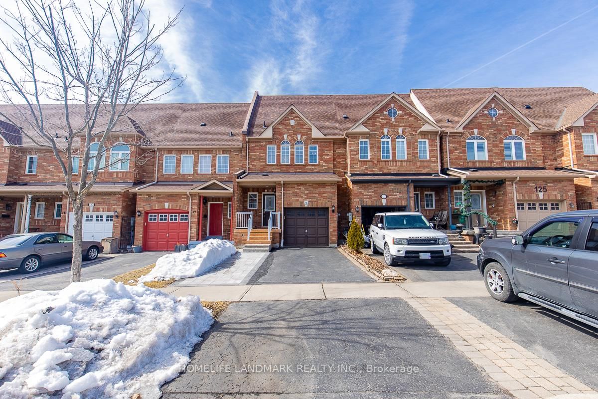 Townhouse for sale at 121 Dooley Crescent, Ajax, Northwest Ajax, L1T 4J3 - MLS: E12025829