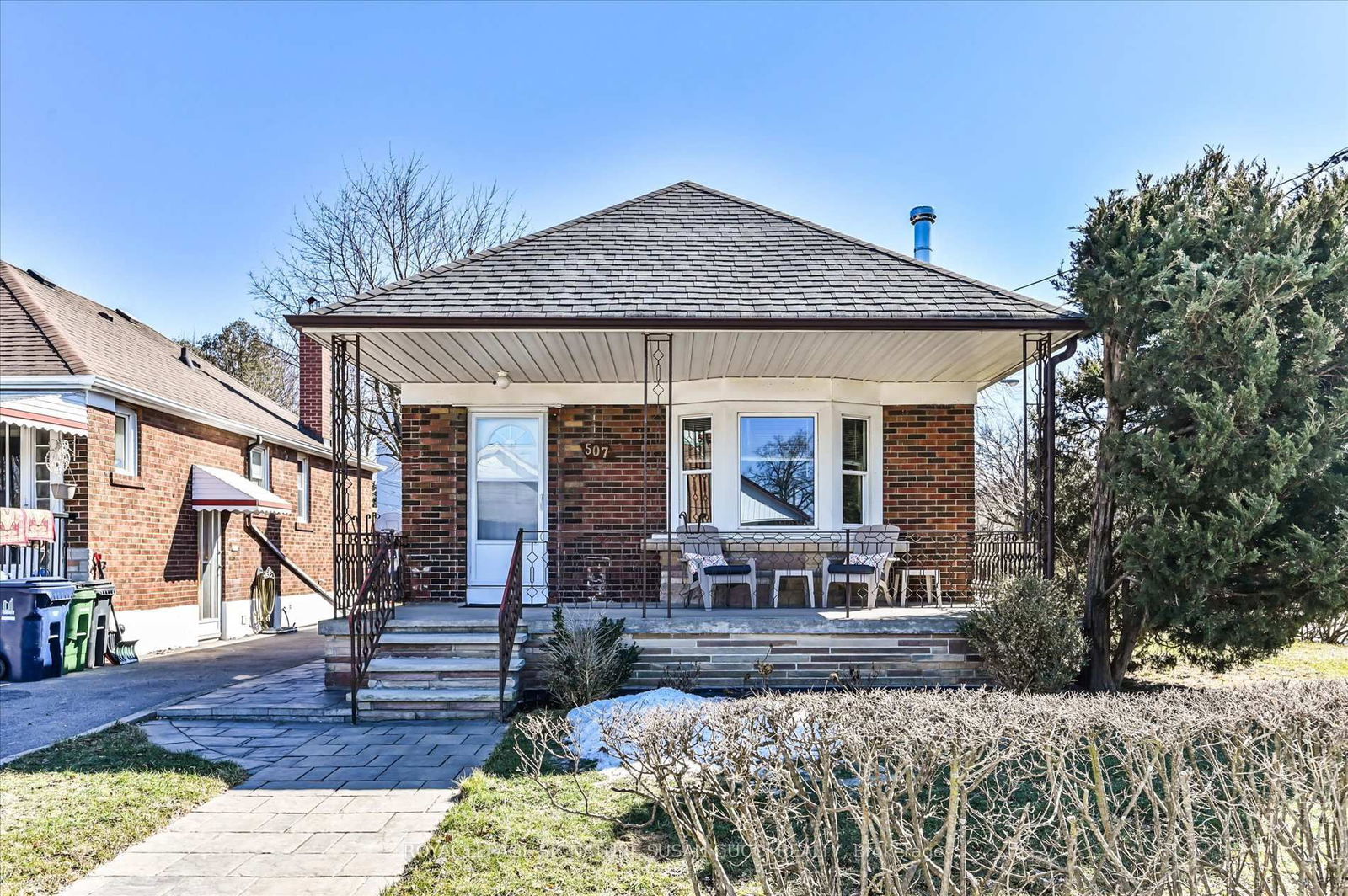 Detached House for sale at 507 Plains Road, Toronto, East York, M4C 2Z2 - MLS: E12026250