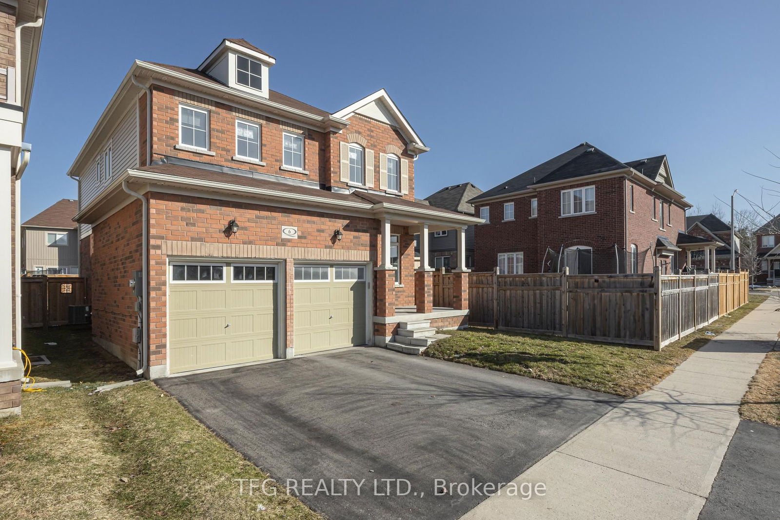 Detached House for sale at 6 Henry Smith Avenue, Clarington, Bowmanville, L1C 0W2 - MLS: E12028160