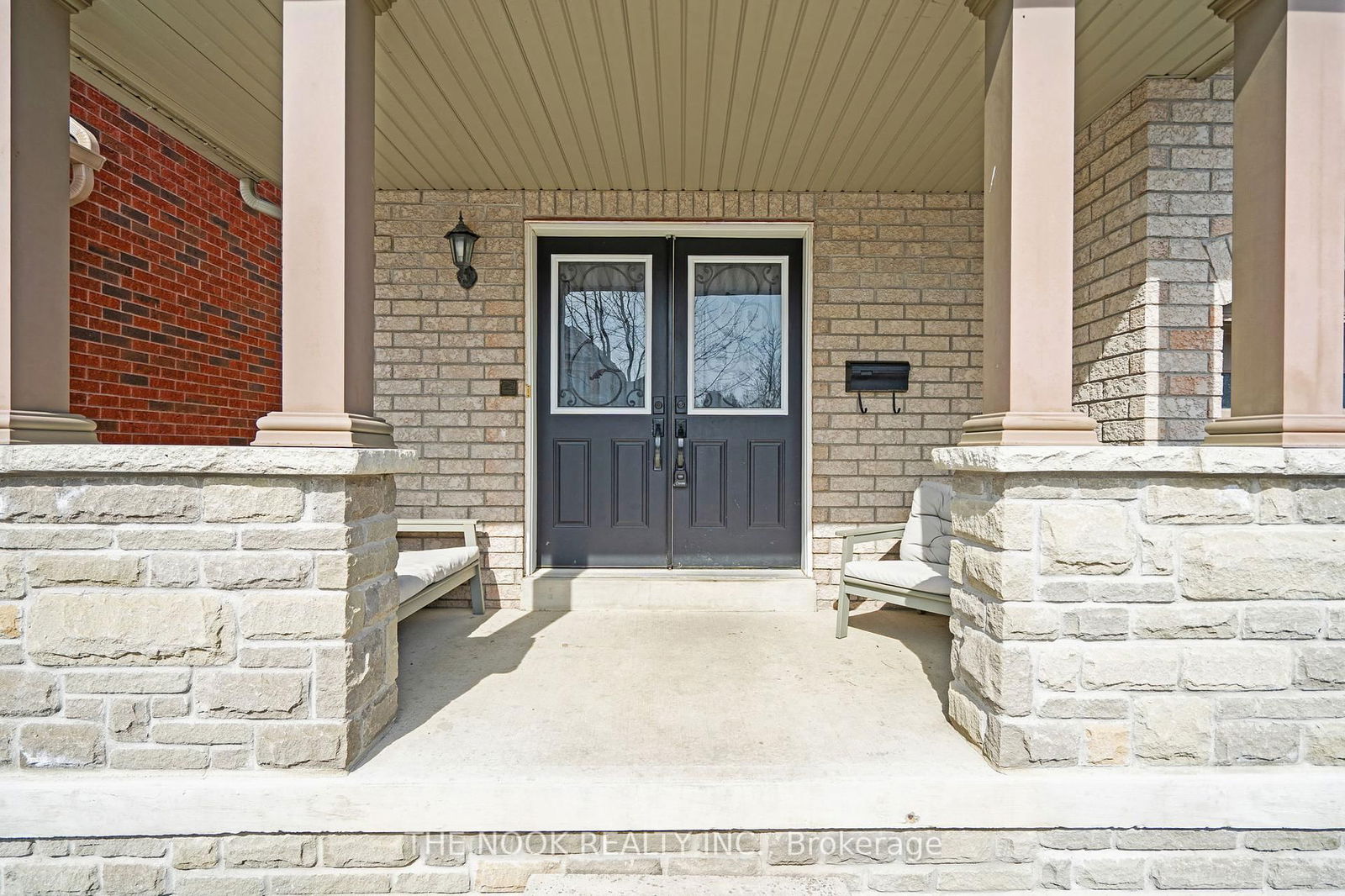 Detached House for sale at 586 Fairglen Avenue, Oshawa, Northglen, L1J 0A3 - MLS: E12028439