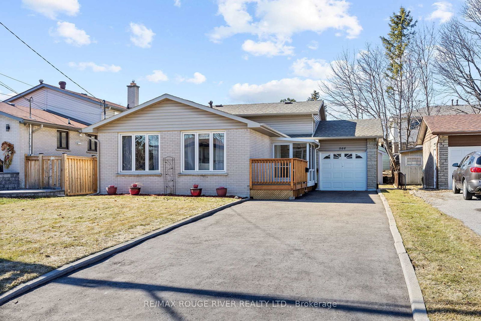 Detached House for sale at 844 Hillcrest Road, Pickering, West Shore, L1W 2P7 - MLS: E12029014