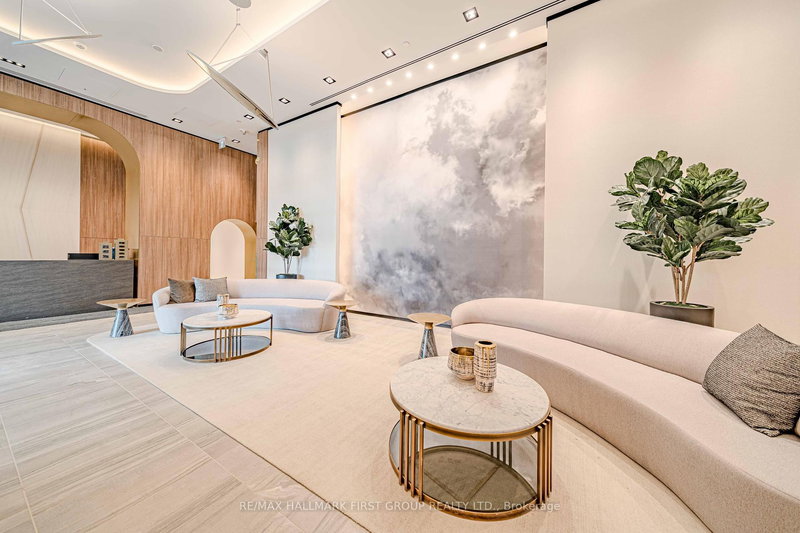 1903 - 1435 Celebration Dr, Pickering, L1W 0C4 | Image 3