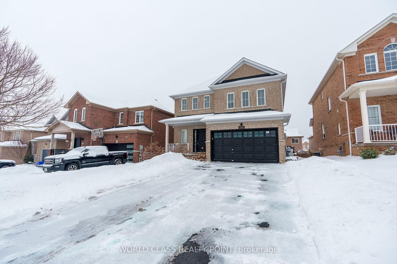 Detached House for sale at 19 Partner Drive, Clarington, Courtice, L1E 3J1 - MLS: E12029373