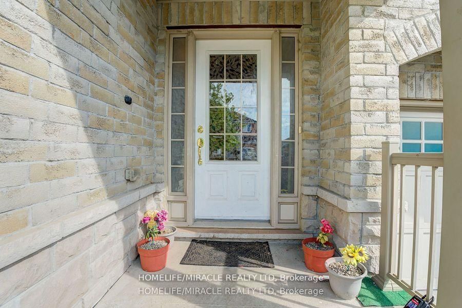 Detached House for sale at 3 Formosa Avenue, Ajax, Northeast Ajax, L1Z 0N8 - MLS: E12029482