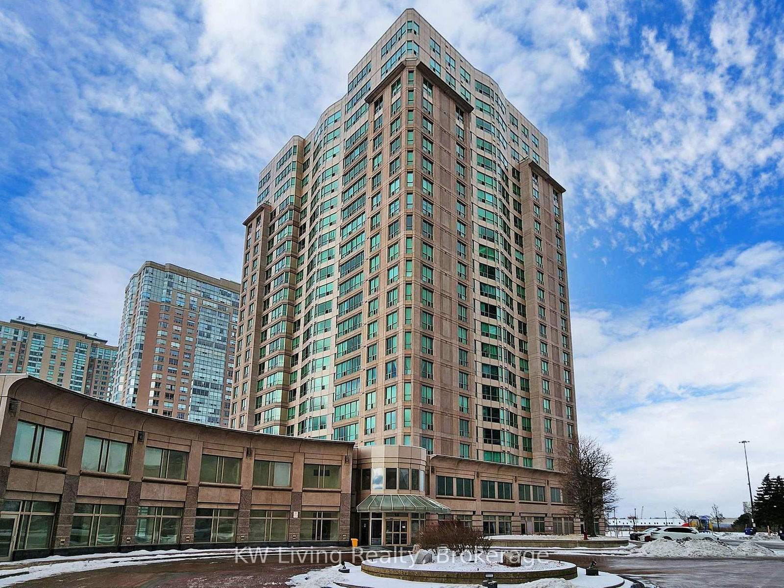 Condo for sale at 1007-18 Lee Centre Drive, Toronto, Woburn, M1H 3H5 - MLS: E12029558