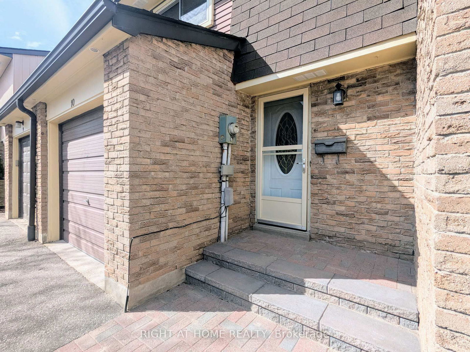 Townhouse for sale at 10-945 Burns Street, Whitby, Lynde Creek, L1N 6J5 - MLS: E12030516