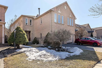 17 Pinebrook Cres, Whitby - Williamsburg image-0-1