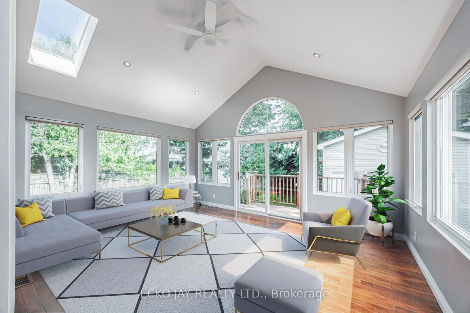 Listing Image 13