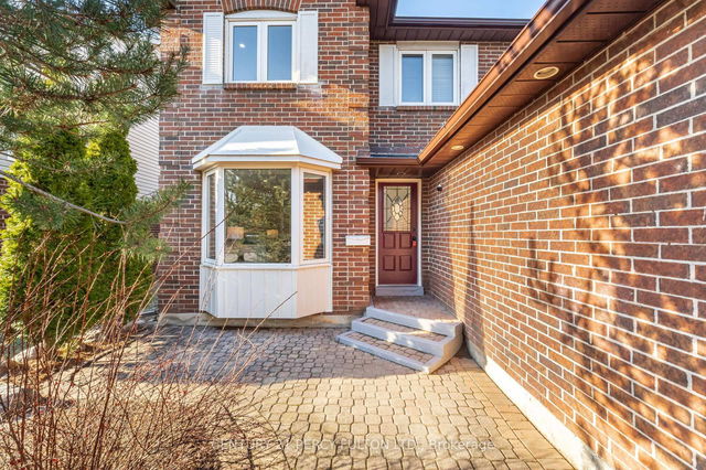 1285 Maple Ridge Drive