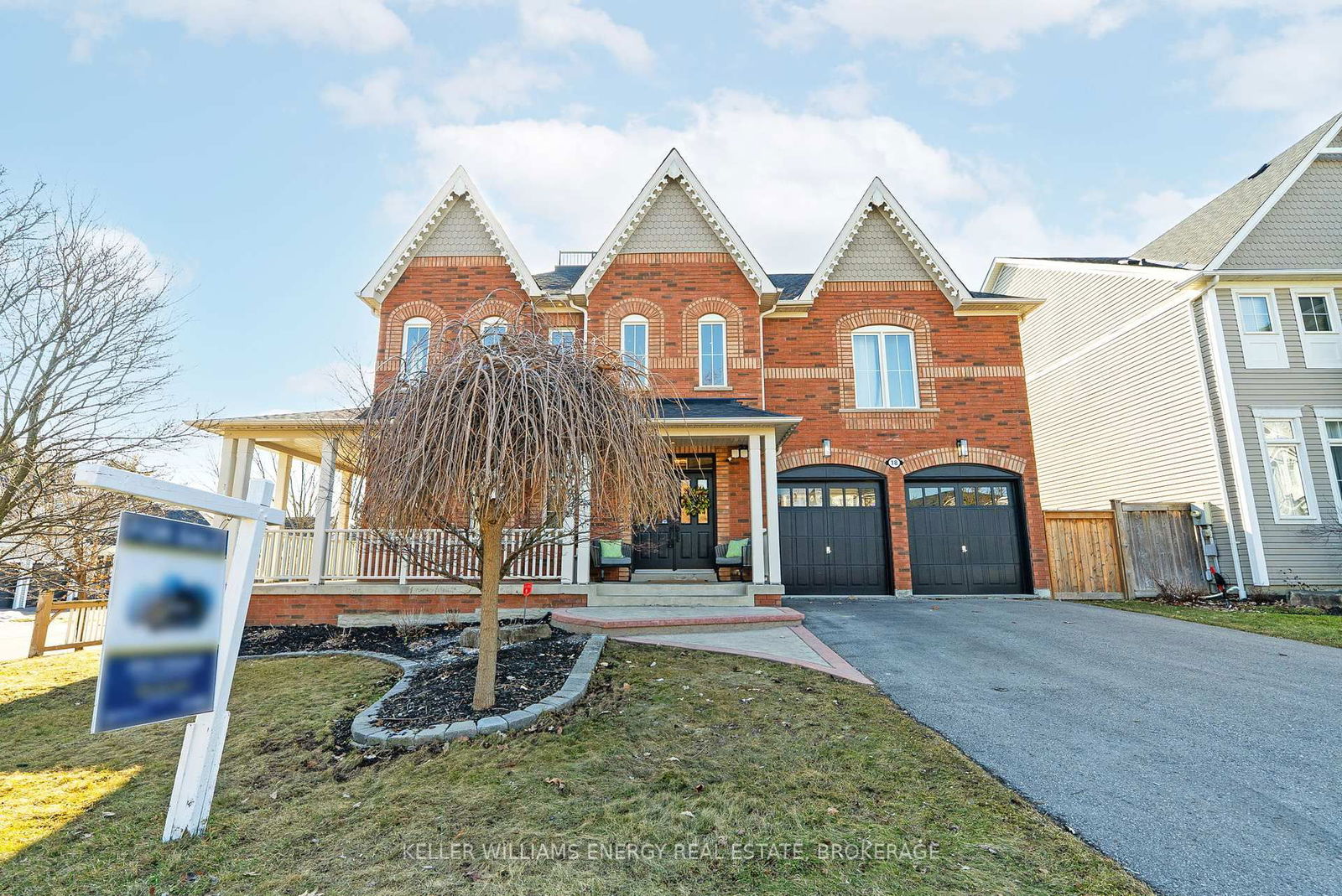 Detached House sold at 18 Leithridge Crescent, Whitby, Brooklin, L1M 2N2 - MLS: E12032213