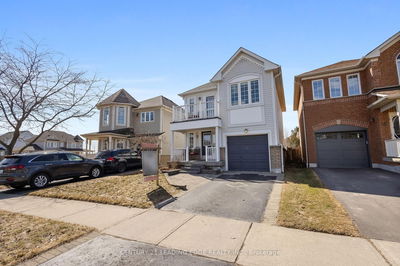 4 Four Winds Dr, Whitby - Port Whitby image-0-1