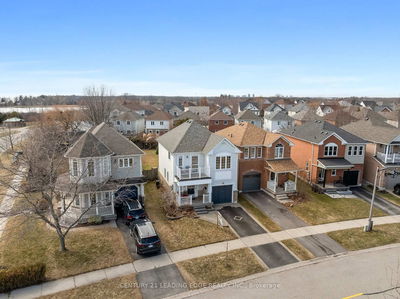 4 Four Winds Dr, Whitby - Port Whitby image-0-4